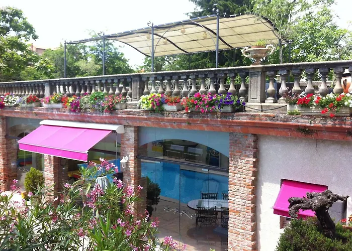 La Belle Demeure - Piscine Privee