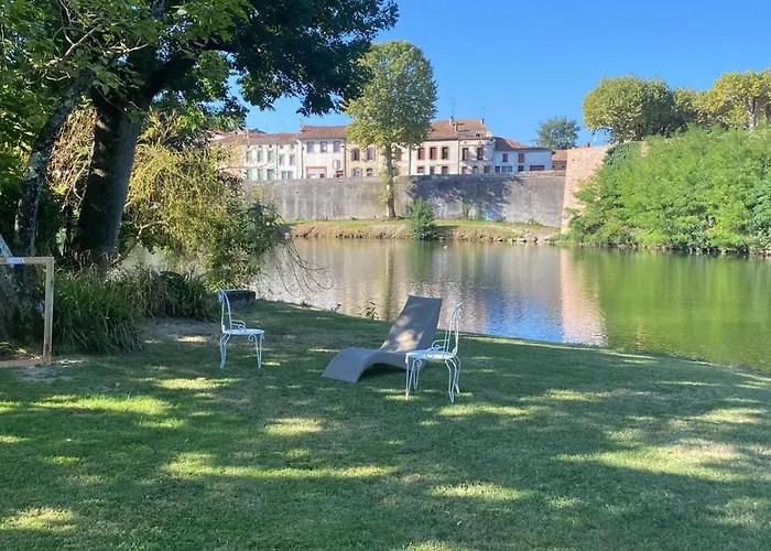La Belle Demeure - Piscine Privee Semesterbostad Saverdun